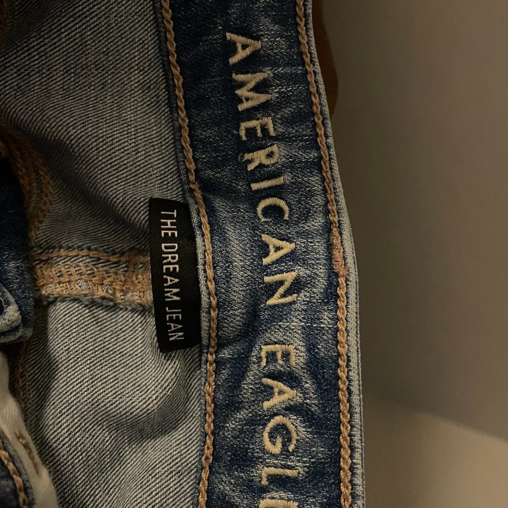 American Eagle Jeans size 4 petite.